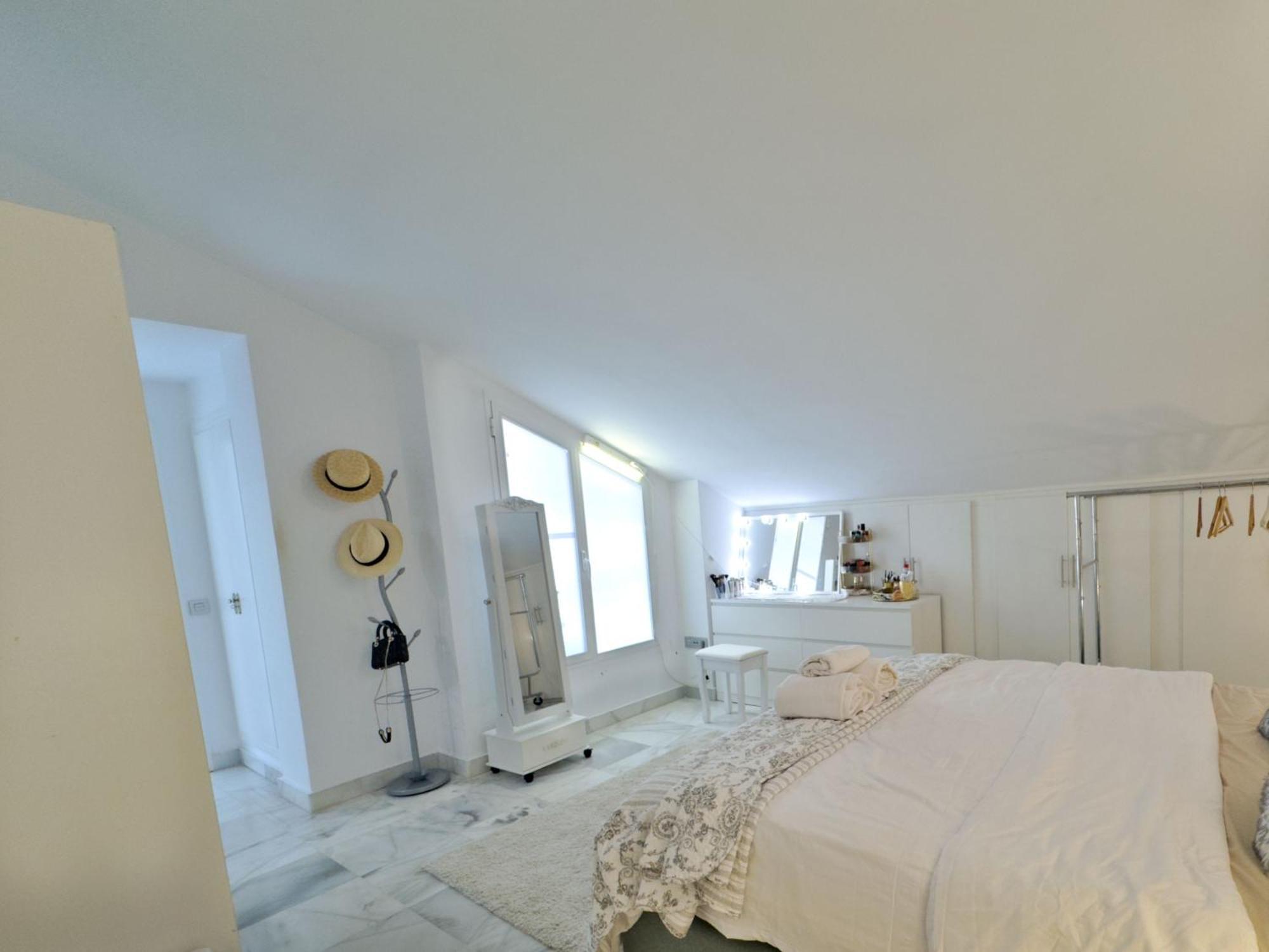 Atico Duplex En Milla De Oro